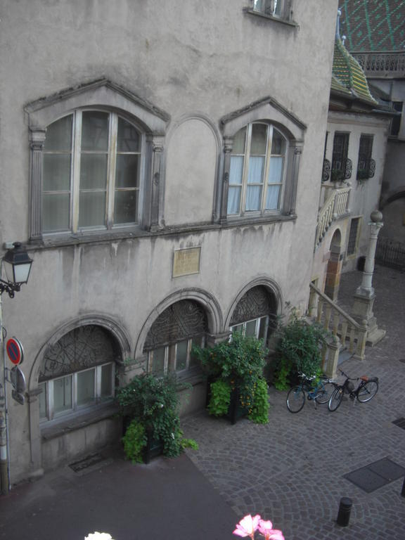 Les Appartements Du Koifhus Colmar Room photo